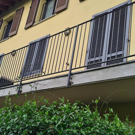 Casa Mirella - Appartamento Zona Bellagio Magreglio 外观 照片