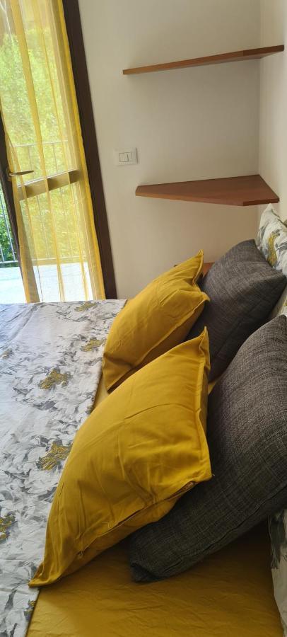 Casa Mirella - Appartamento Zona Bellagio Magreglio 外观 照片